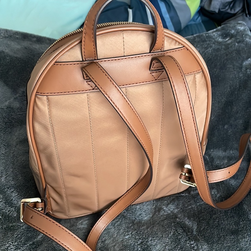 MK back pack - Picture 3 of 4
